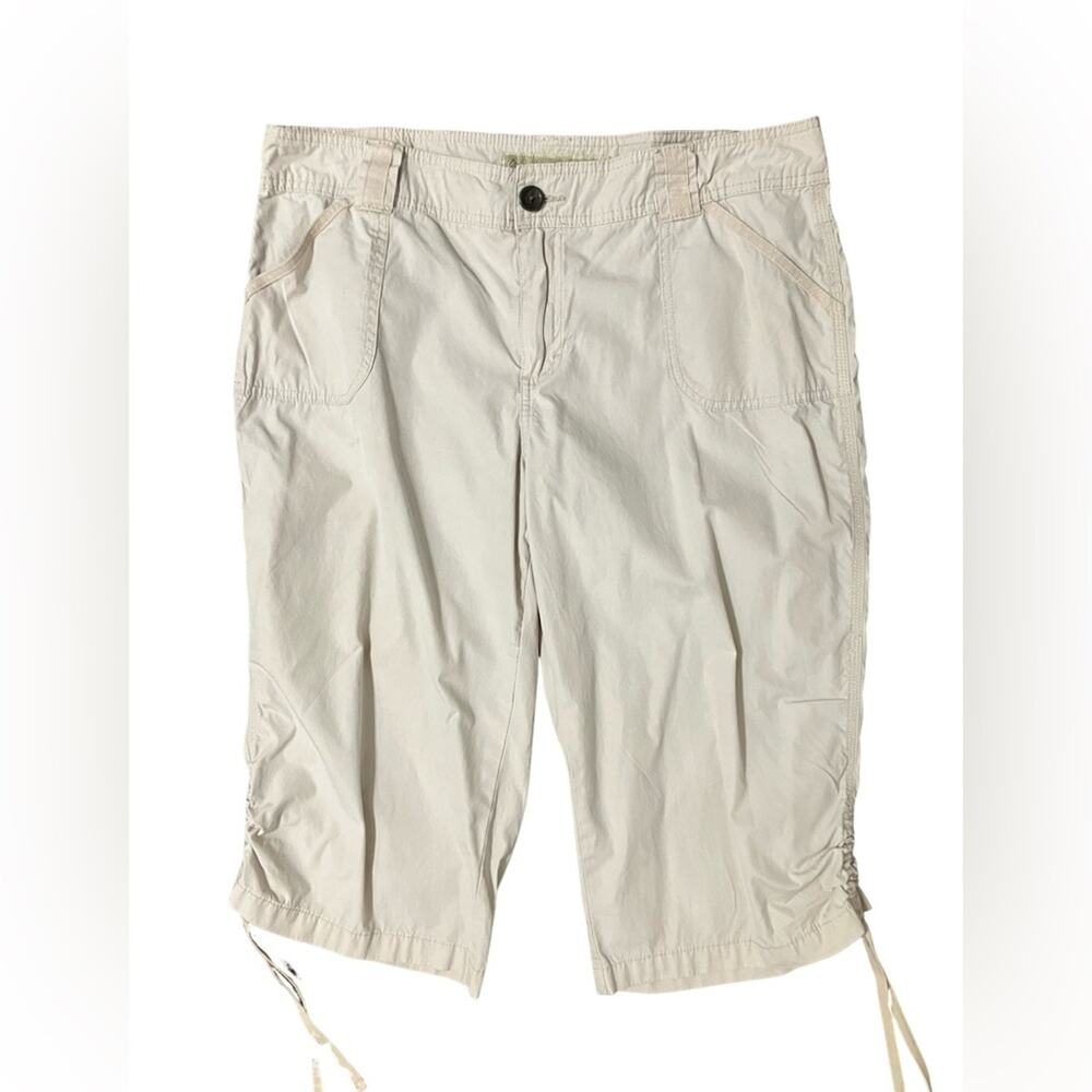 Cabela's Women's Light Tan Capri Pants 14
